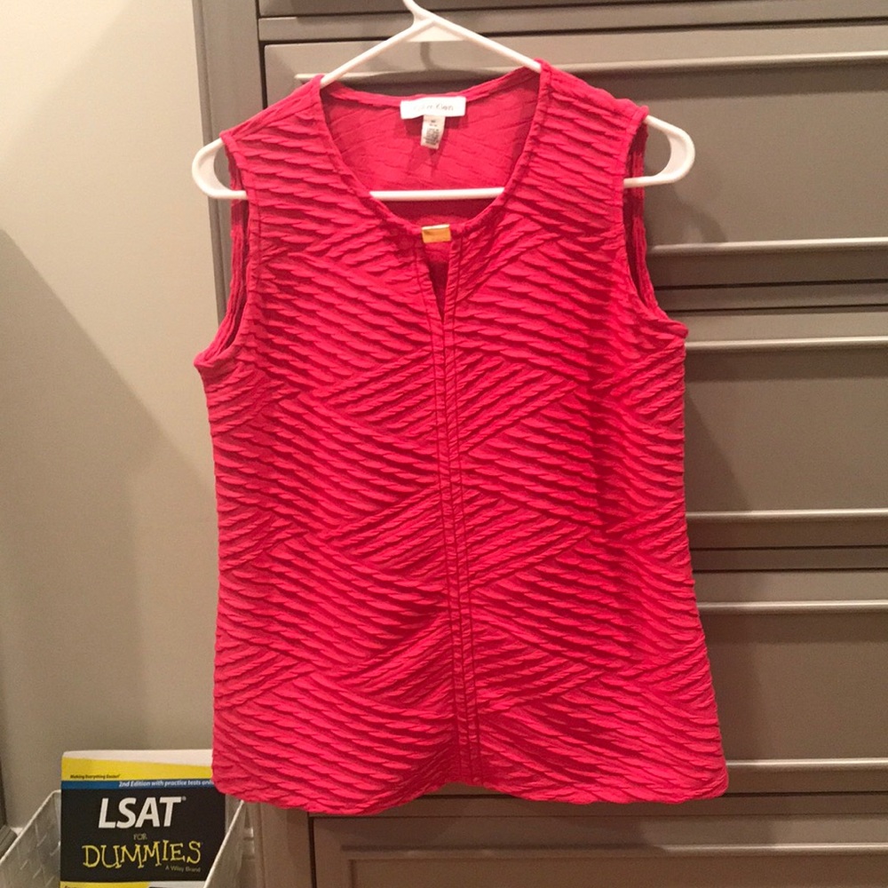 Never worn Calvin Klein top size M w gold buckle!